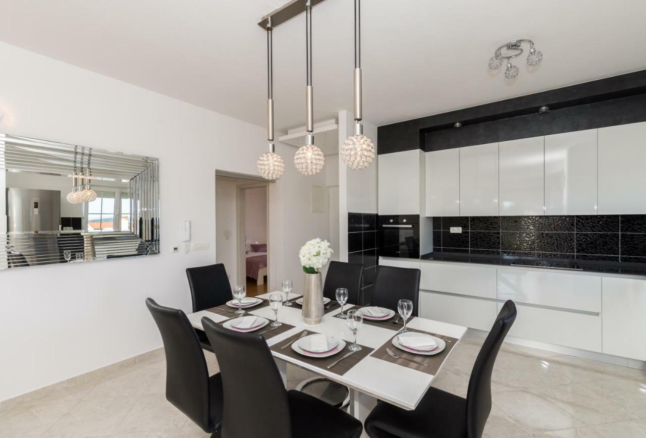 Prestige Apartment Kastela